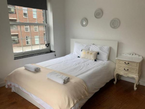 4 bedroom apartment zone 1